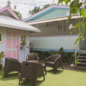 Candyland Cabanas- Uptown Apartment Near The Beach Bocas del Toro Exterior photo