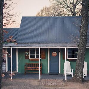 Little Tin House Lägenhet Van Reenen Exterior photo