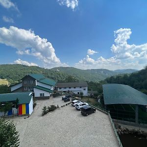 Pensiunea Nicoara Hotell Buzău Exterior photo