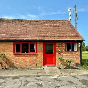 Tarrant Cottage West Orchard Exterior photo