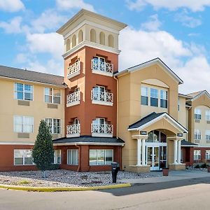 Baymont By Wyndham Auburn Hills South Hotell Exterior photo