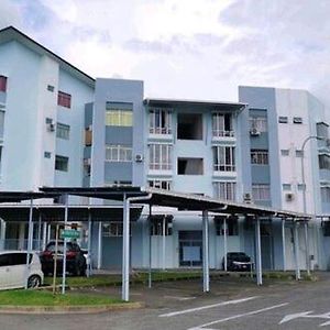 Delta Heights Penampang Lägenhet Kota Kinabalu Exterior photo