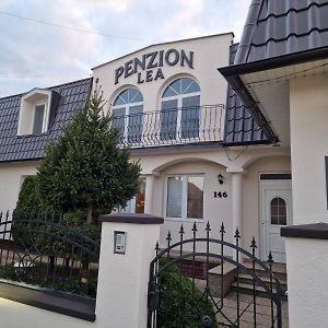 Penzion Lea Hotell Diakovce Exterior photo