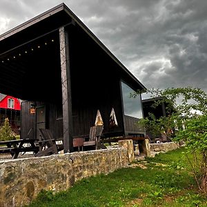 Runaway House - Qalaciq Hotell Gabala Exterior photo