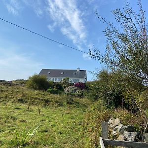 Mannin Beach View House Hotell Ballyconneely Exterior photo