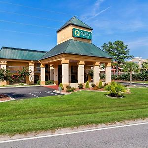 Quality Inn & Suites Florence Civic Center Exterior photo