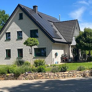 Landhaus Upn Wall Mit Ponyreiten Und Kutschfahrten Lägenhet Mettingen  Exterior photo