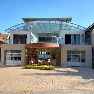 The Glass House Hotell Bronkhorstspruit Exterior photo