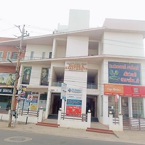 Hotel Marys Arcade Thanjavur Exterior photo