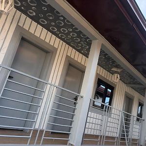 Ndouha House Hotell Bafoussam Exterior photo