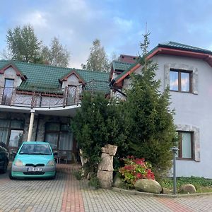 Mysliwskie Smaki U Tadka Bed and Breakfast Czeczewo Exterior photo