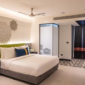 Zibe Luxe Kakinada By Grt Hotels Exterior photo