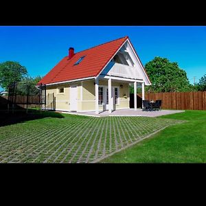 Contact Free Holiday Home With Sauna Kuressaare Exterior photo