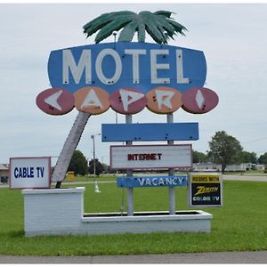 Capri Motel By Oyo Elwood, Wathena Saint Joseph Exterior photo