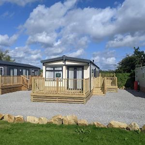 Lytham Luxe 6 Birth Caravan Hotell Weeton  Exterior photo