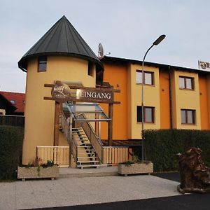 Lorenzer Schlafstubn Hotell Sankt Lorenzen im Murztal Exterior photo