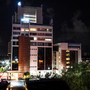 Ima House Hotell Kochi Exterior photo