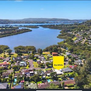 Guesthouse In W Gosford Centre Exterior photo