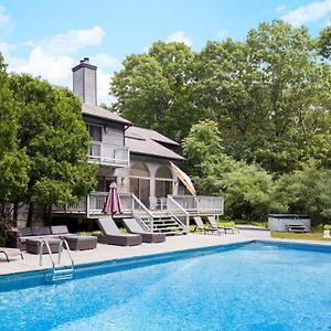 Entertainment Galore, Meadowood Manor By Rovetravel Villa Sag Harbor Exterior photo