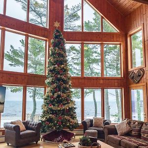 Lake Superior Cabin With Fireplace Snowmobile Trails Villa Paradise Exterior photo