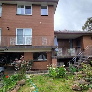 Nice View In Greensborough D Hotell Watsonia North Exterior photo