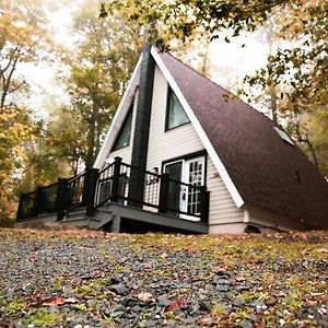 A-Frame Newly Renovated In The Poconos Villa Tobyhanna Exterior photo