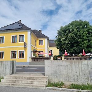 Gasthof Weidenauer- Gabi'S Cafe Hotell Emmersdorf an der Donau Exterior photo