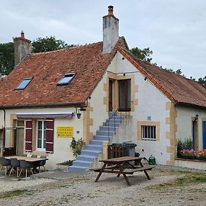 Le Coeur Du Moulin Lägenhet Saint-Aubin-le-Monial Exterior photo