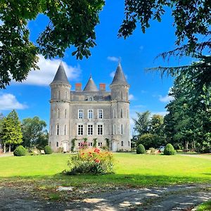 Chateau Dore Les Tours - Appartement Loup Montfaucon-Montigne Exterior photo