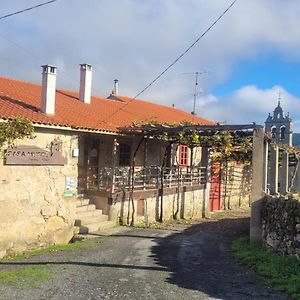 Casa-Museo Genia Trigo Bed and Breakfast Sober Exterior photo