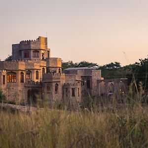 Manmatha A Luxury Retreat Bed and Breakfast Udaipur Exterior photo