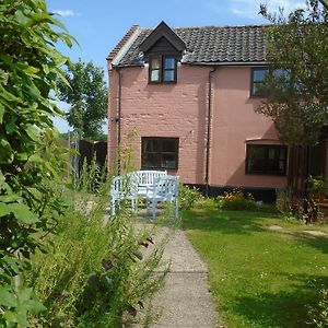 Whipple Tree Cottage Cratfield Exterior photo