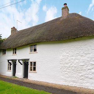 Avebury Cottage Exterior photo