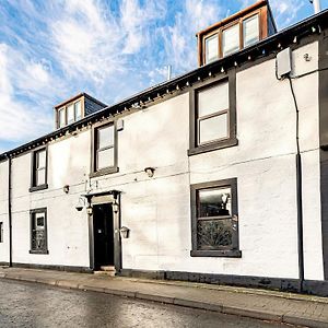 The Golden Crown Villa Tarbolton Exterior photo