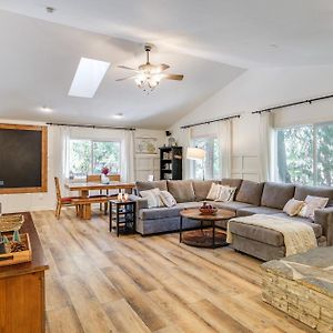 Forest-View Retreat Grill And Fireplace In Sonora Villa Exterior photo