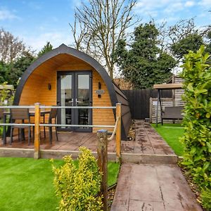 Peacock Lake Glamping Hotell East Bridgford Exterior photo