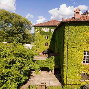 Foresteria Del Castello Di San Giorgio Canavese Hotell Exterior photo