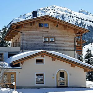 Haus Martina Im Skigebiet - Ohne Verpflegung Hotell Hochfugen Exterior photo