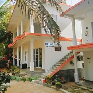 Ocean Hill Hotell Arugam Bay Exterior photo