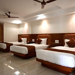 Harley Residency Hotell Kannur Exterior photo