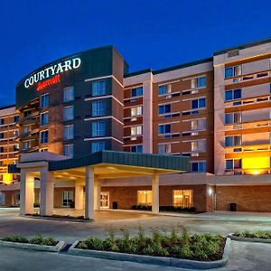 Courtyard By Marriott Westbury Long Island Hotell Exterior photo