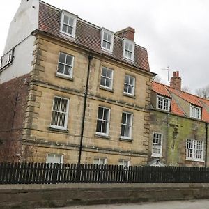 The Loft Lägenhet Whitby Exterior photo