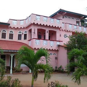 A Rajadhani Rest Hotell Anuradhapura Exterior photo