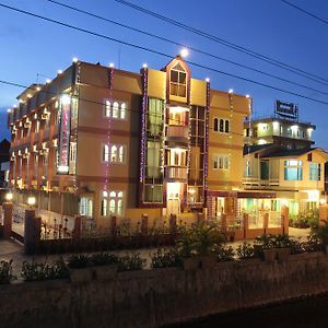 Hupin Hotel Nyaungshwe Exterior photo