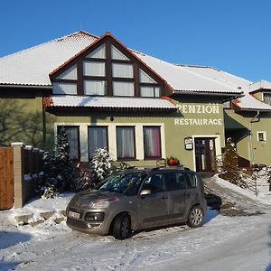 Penzion U Kasnych Hotell Mníšek pod Brdy Exterior photo