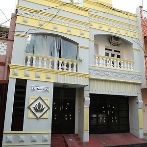 La Maison Radha Bed and Breakfast Pondicherry Exterior photo