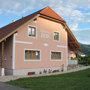 GästeHaus Rudolf u. Sandra DENK Lägenhet Wösendorf Exterior photo