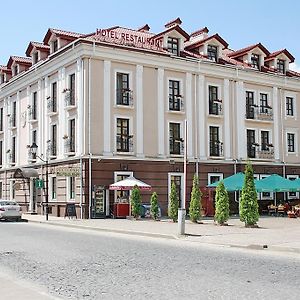 Optima Collection Kamianets-Podilskyi Hotell Exterior photo