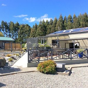 Fiordland Great Views Holiday Park Hotell Te Anau Exterior photo