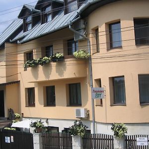 Pensiunea Edy Turda Hotell Exterior photo